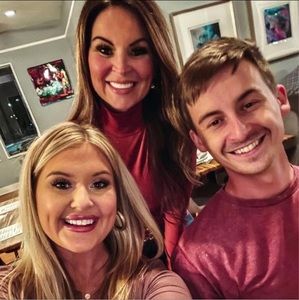 Meet your Posher, Christy